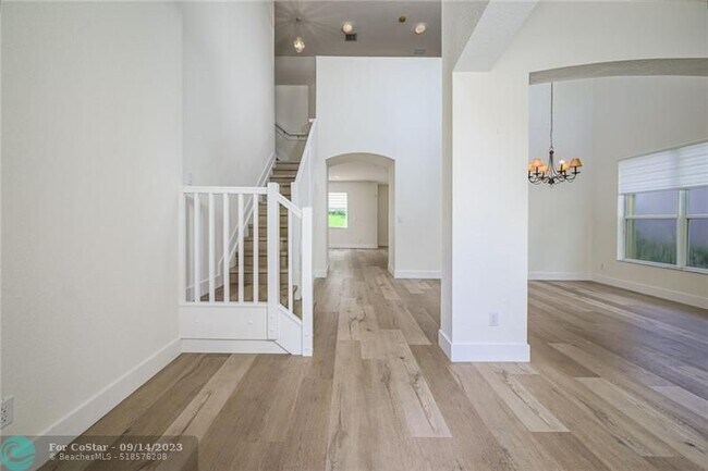 Foto del edificio - 19364 S Whitewater Ave