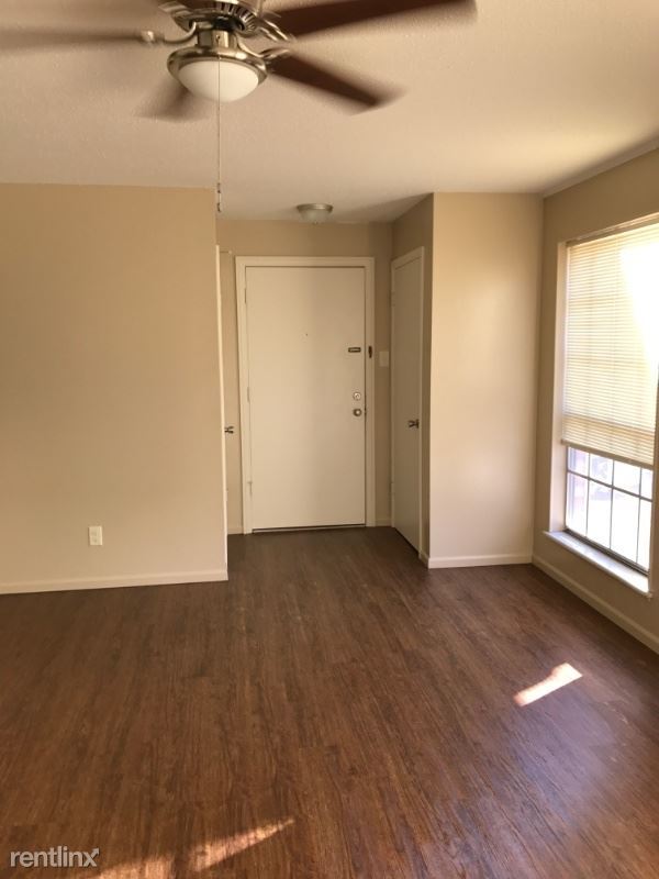 Building Photo - 2 br, 1 bath Apartment - 601 E Maryland Ave