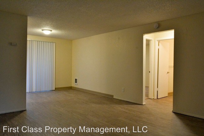 Building Photo - 10973 SW Hall Blvd