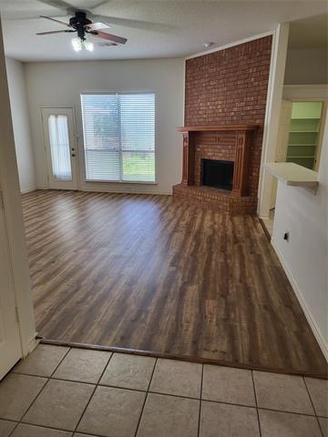 Building Photo - 429 Oakhurst Dr