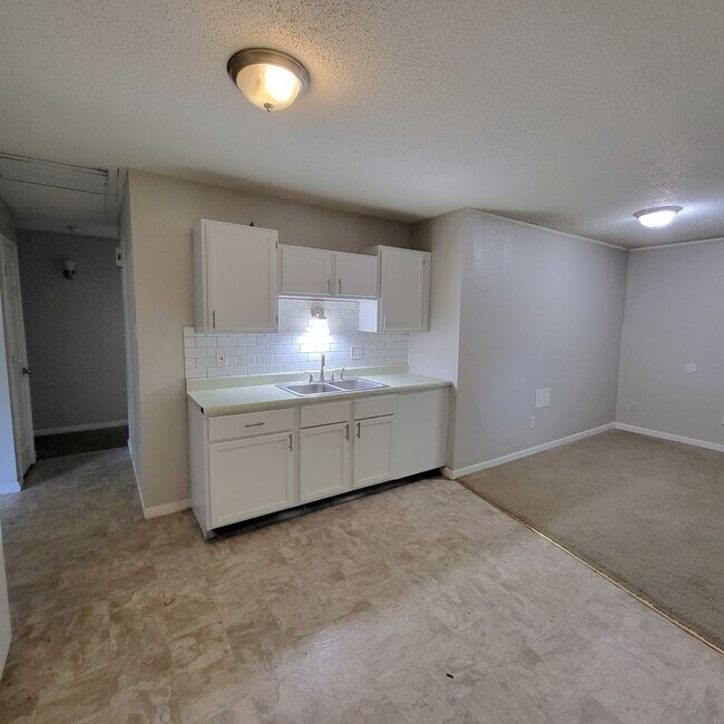 Building Photo - Rosevalley Retreat: Private, Peaceful, Per...