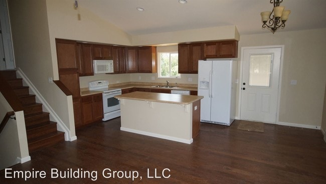 Building Photo - 3808 Somerset St