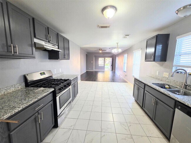 Foto del edificio - 9514 Manorstone Ct