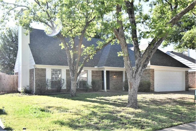 Building Photo - 4147 Hathaway Dr