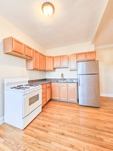 Building Photo - 4715 Belmont
