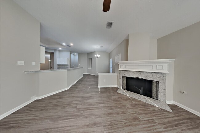 Foto del edificio - 1266 Deerbrook Dr