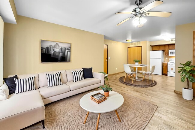 Living Room - Prairie Bend Apartments