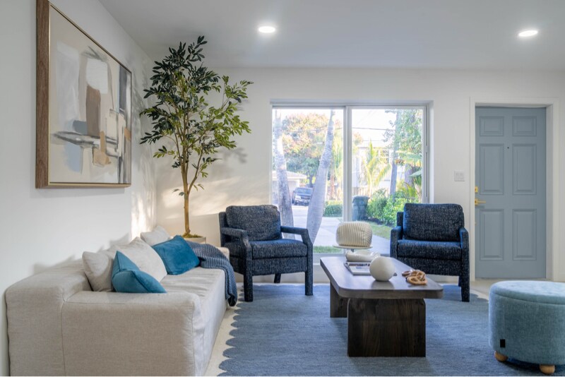 Foto principal - 770 NE 34th Ct