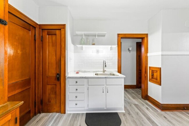 Foto del edificio - 1609 N 57th St