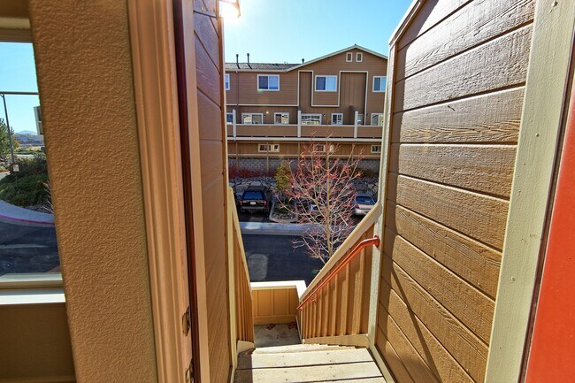 Foto del edificio - Updated Condo in North Reno