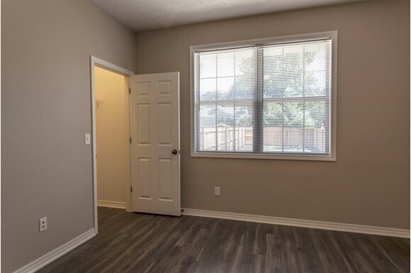 Foto del edificio - 3 Bedroom 3 Bath Home. Just blocks from th...