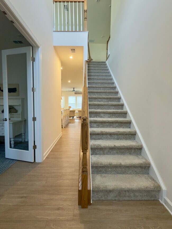 Foto del edificio - 37 Beach Club Ave