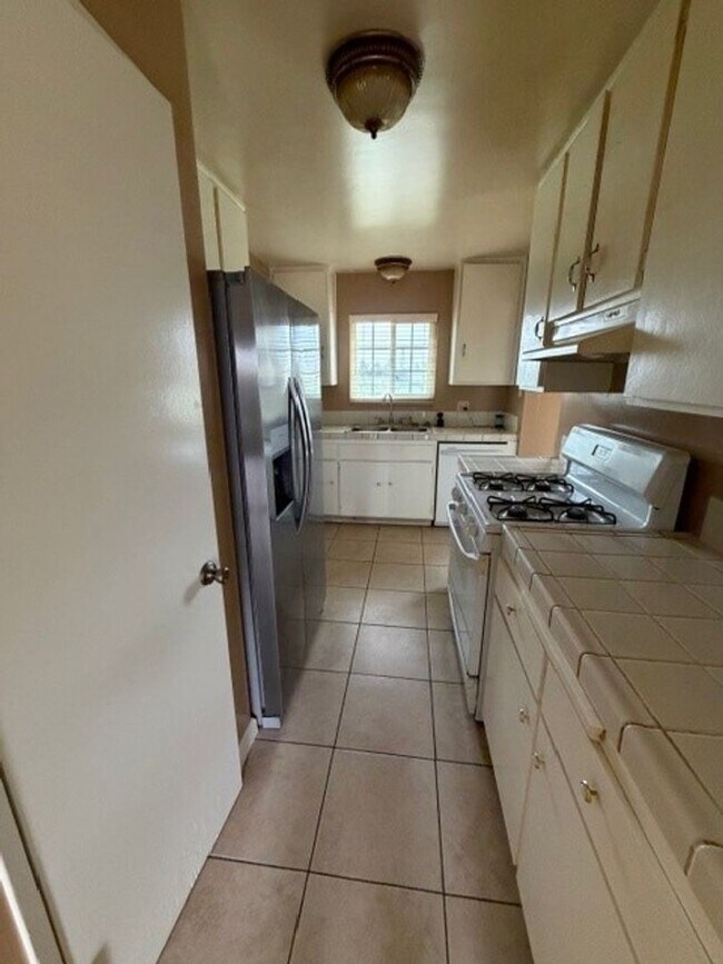 Foto del edificio - 10908 Michele Ave