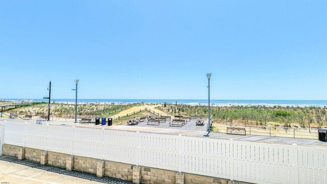 Foto del edificio - 108 S Montpelier Ave