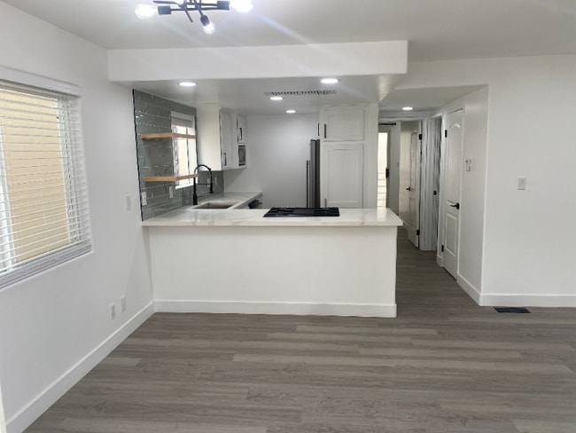 Photo - 213 Moonstone St Apartment