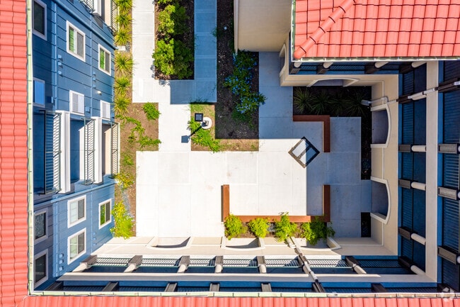 Building Photo - The St. John