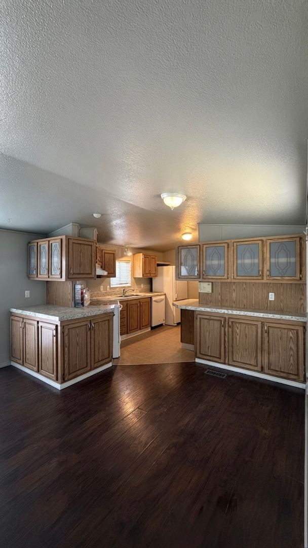 Foto del edificio - AVAILABLE NOW - Recently Renovated, Charming 2-Bedroom Home in the Heart of Pasco::
