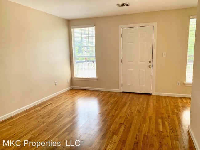 Building Photo - 535 S Tonti St