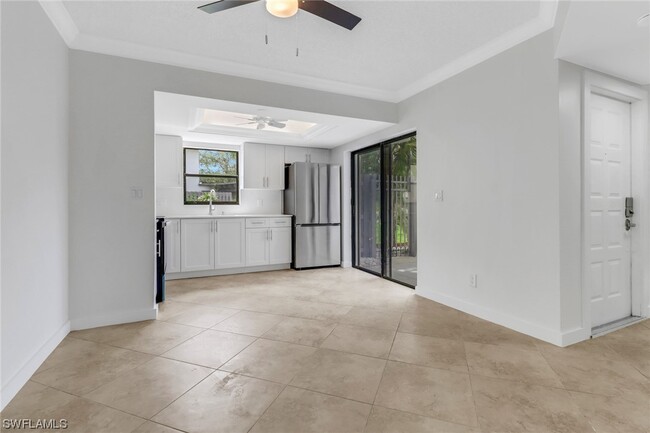 Foto del edificio - 17455 Silver Fox Dr