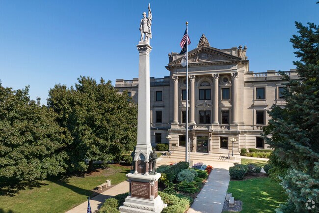 Statues remembering the Union Soldiers of Dekalb county tower outside Sycamore's courthouse.
