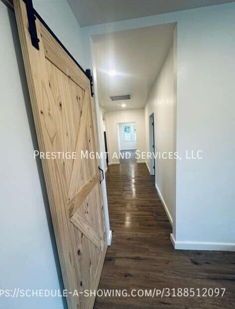 Foto del edificio - 610 Saluda Dam Rd