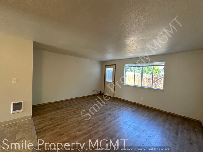 Foto del edificio - 8826 SE Lafayette St