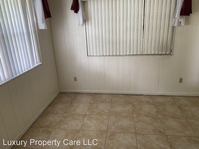 Building Photo - 4 br, 2 bath House - 4006 Avenue O