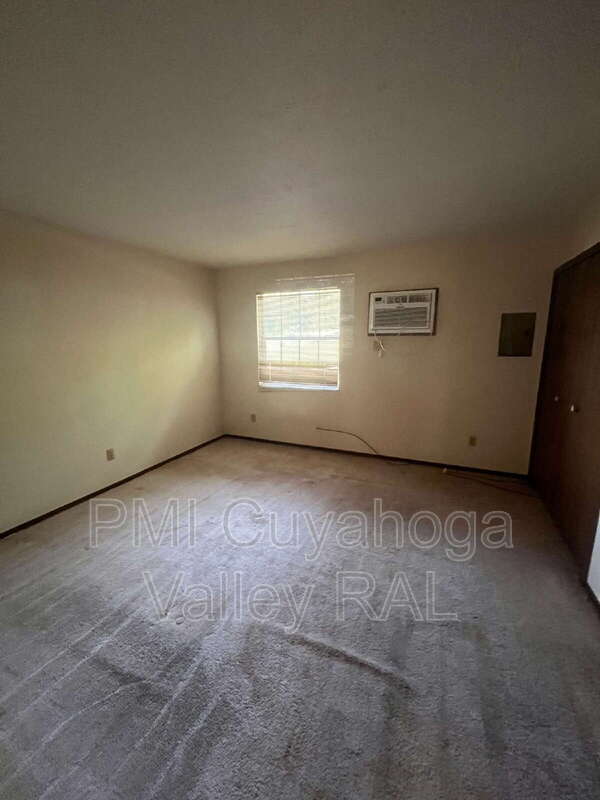 Foto del edificio - 1757 S Arlington St