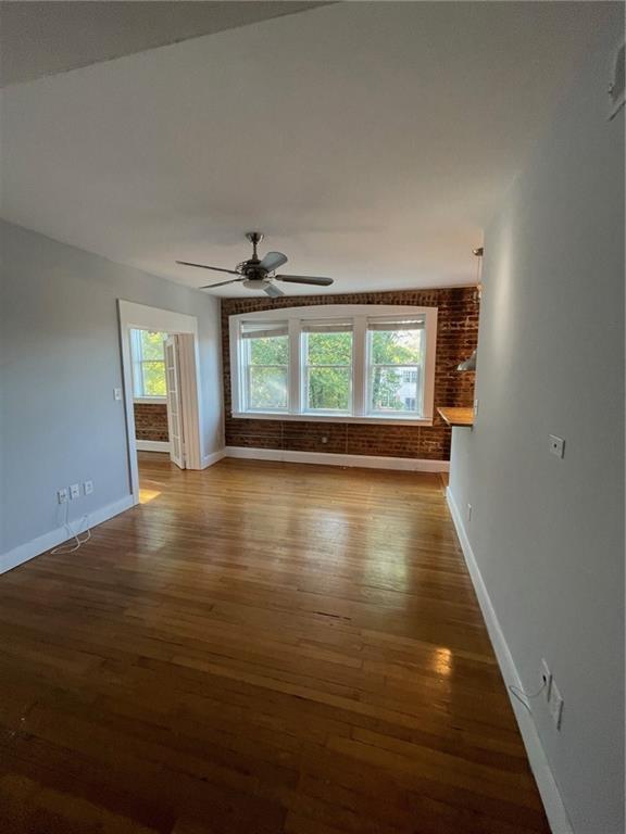Foto del edificio - 373 Moreland Ave NE