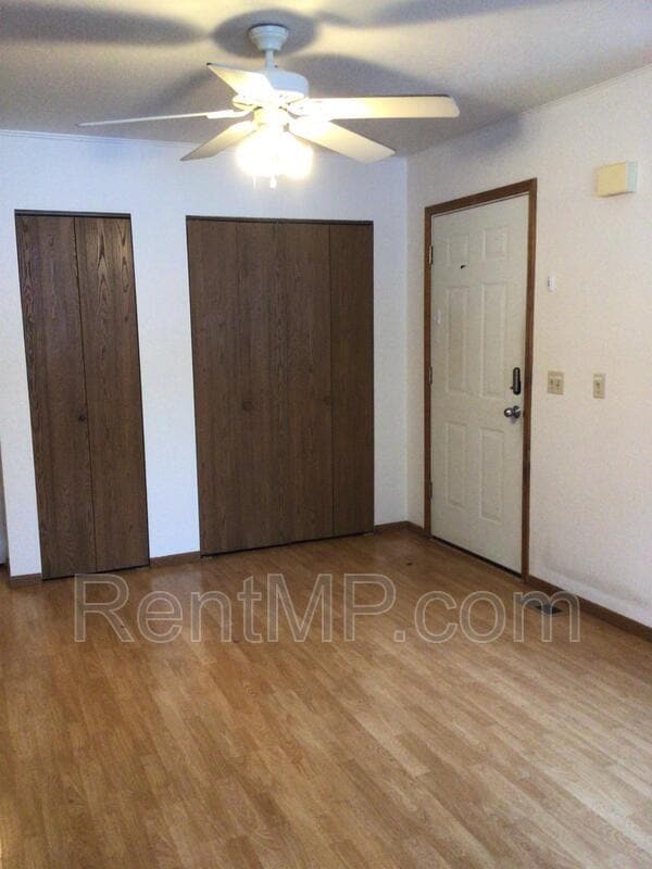 Foto del edificio - 1108 Ward St