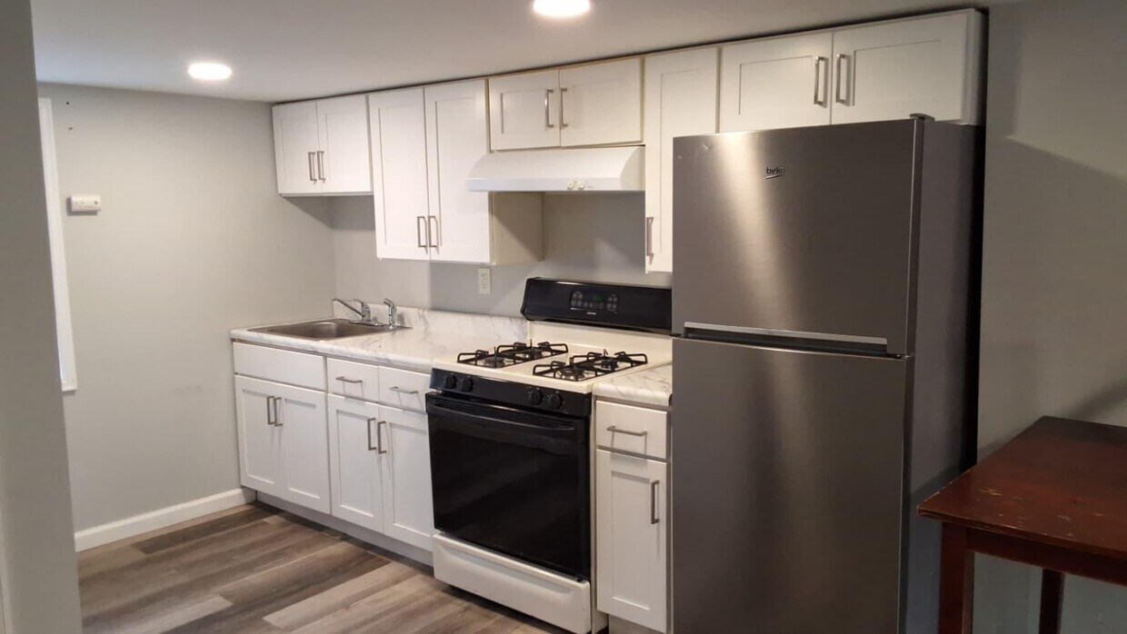 Foto principal - 12 Plank Rd