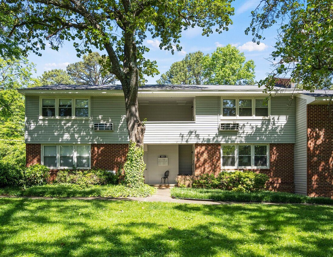 Foto principal - GREAT CONDO IN RALEIGH!