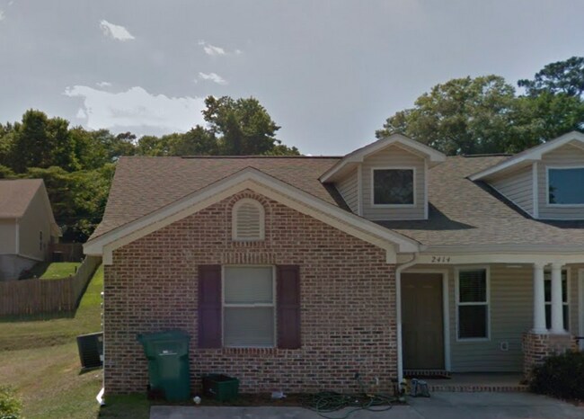 Building Photo - 2414 Quazar Cir
