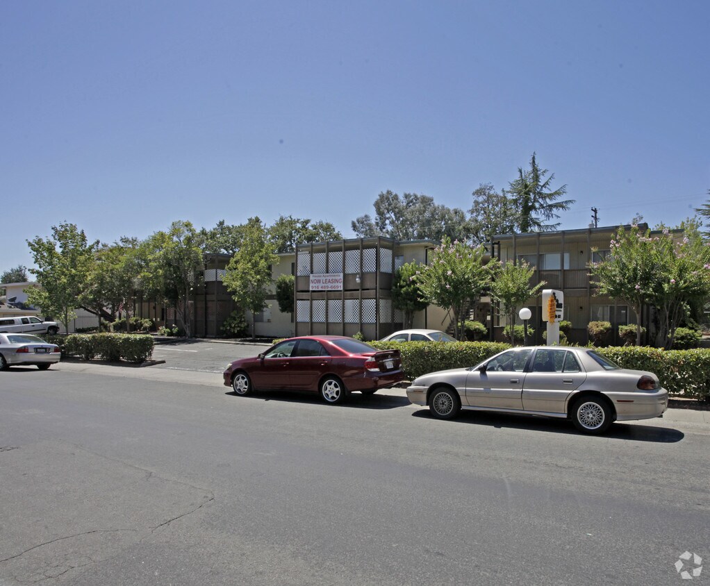 Primary Photo - Hause Apartments
