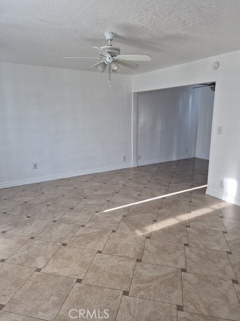 Building Photo - 992 Saed St