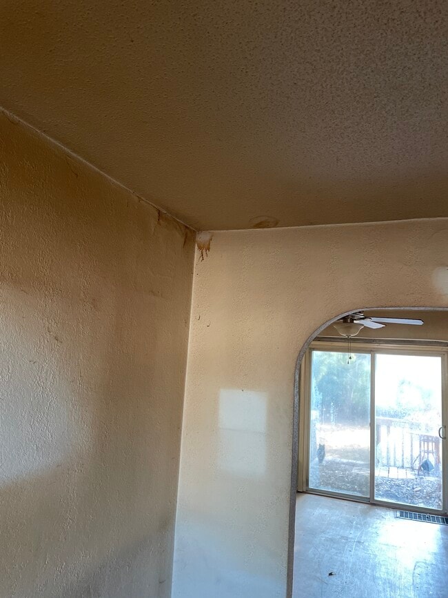 Foto del edificio - 228 Whitelaw Ave