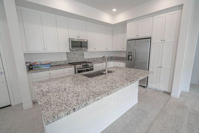 Foto del edificio - 26958 W Sandbar Willow Pl