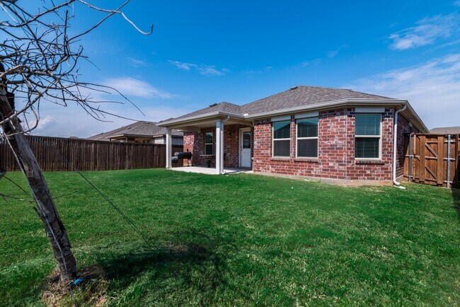 Building Photo - 6201 Sutton Fields Trail