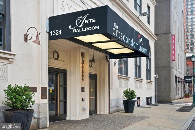 Foto del edificio - 1324 Locust St