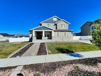 Building Photo - 1156 N 2630 W