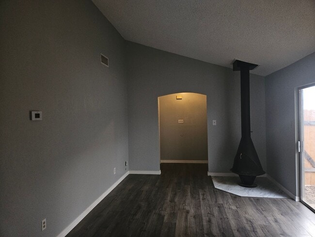 Building Photo - 2/2 Duplex in Leon Valley