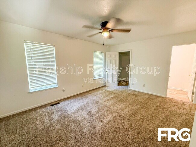 Foto del edificio - 4270 Williamsbrook Ln