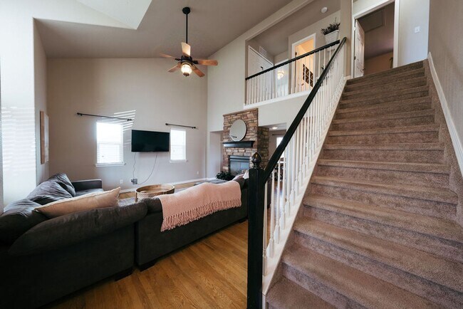 Foto del edificio - 5246 Balsam St