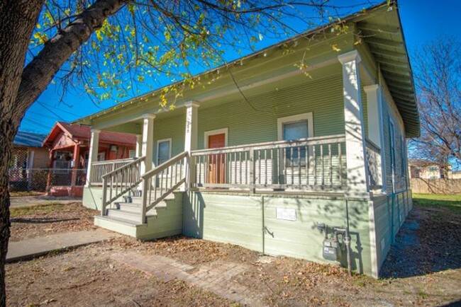 Building Photo - Beautiful 3BR/2Ba Home!