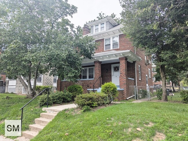 Photo - 23 Milmarson Pl NW House