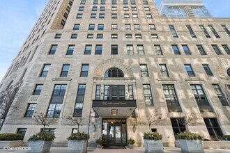 Building Photo - 850 N Lake Shore Dr