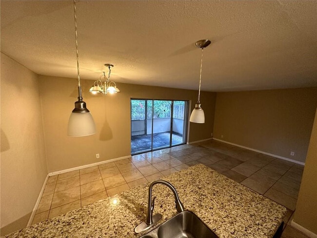 Building Photo - 5614 Blueberry Ct