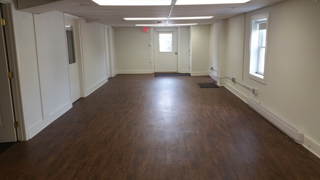 Building Photo - 652 Central Ave