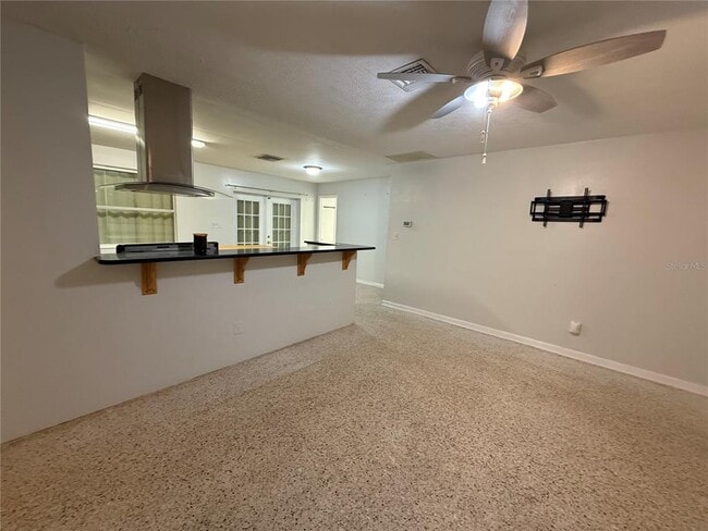 Building Photo - 845 Edgewood Rd