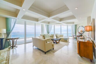 Building Photo - 16051 Collins Ave
